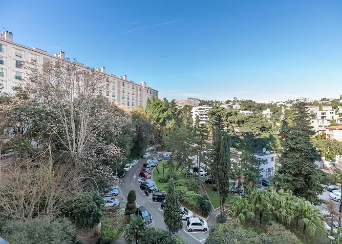 Les Grands Cedres - Wifi, Ac, Parking